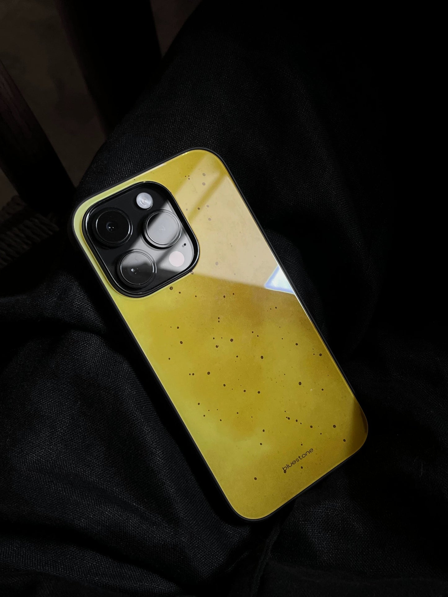 IPhone Case Amber Dot Style