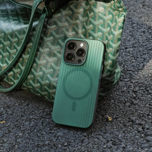 IPhone Case Magsafe Green and Purple