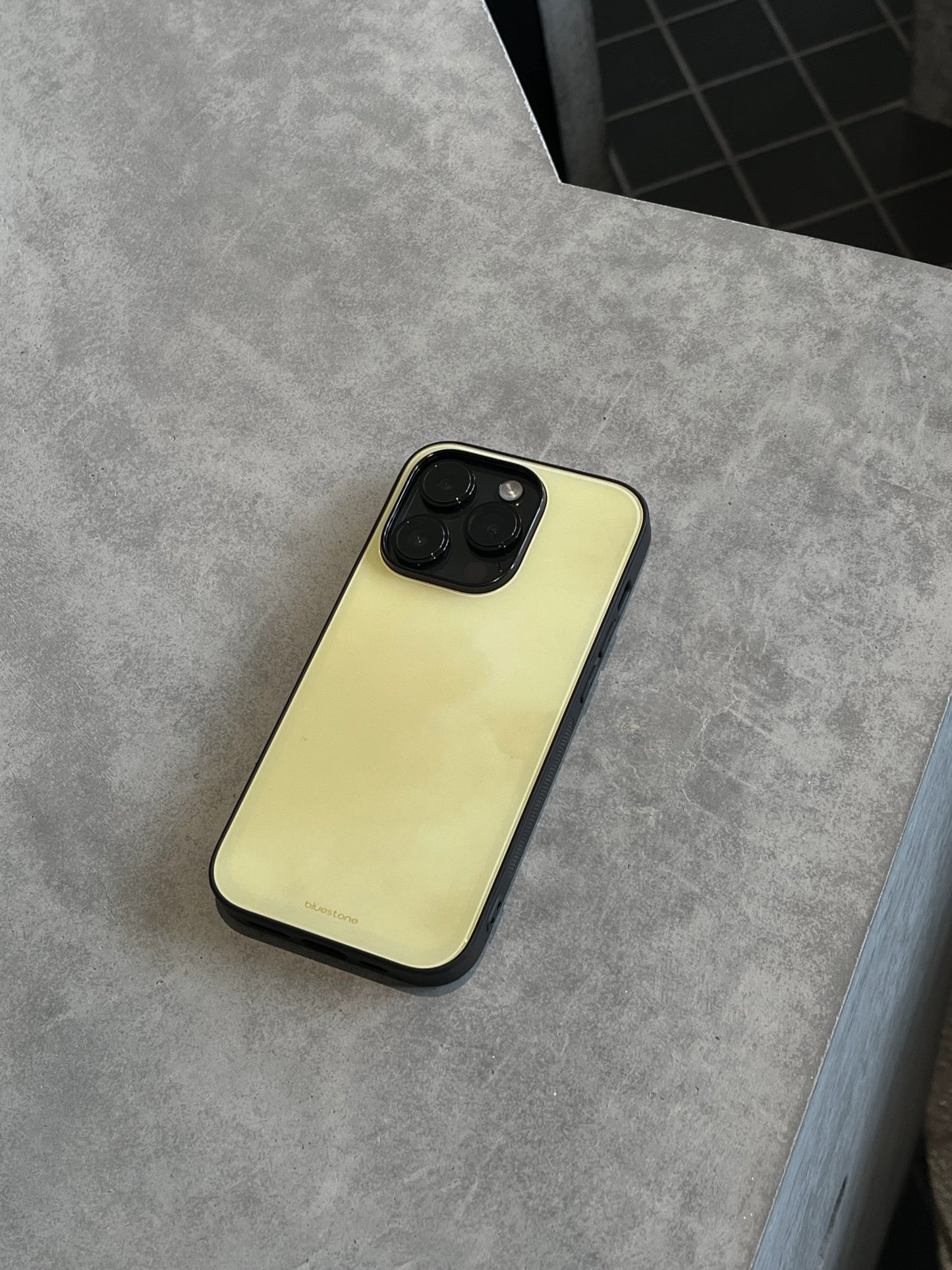 IPhone Case Yellow Glaze Style