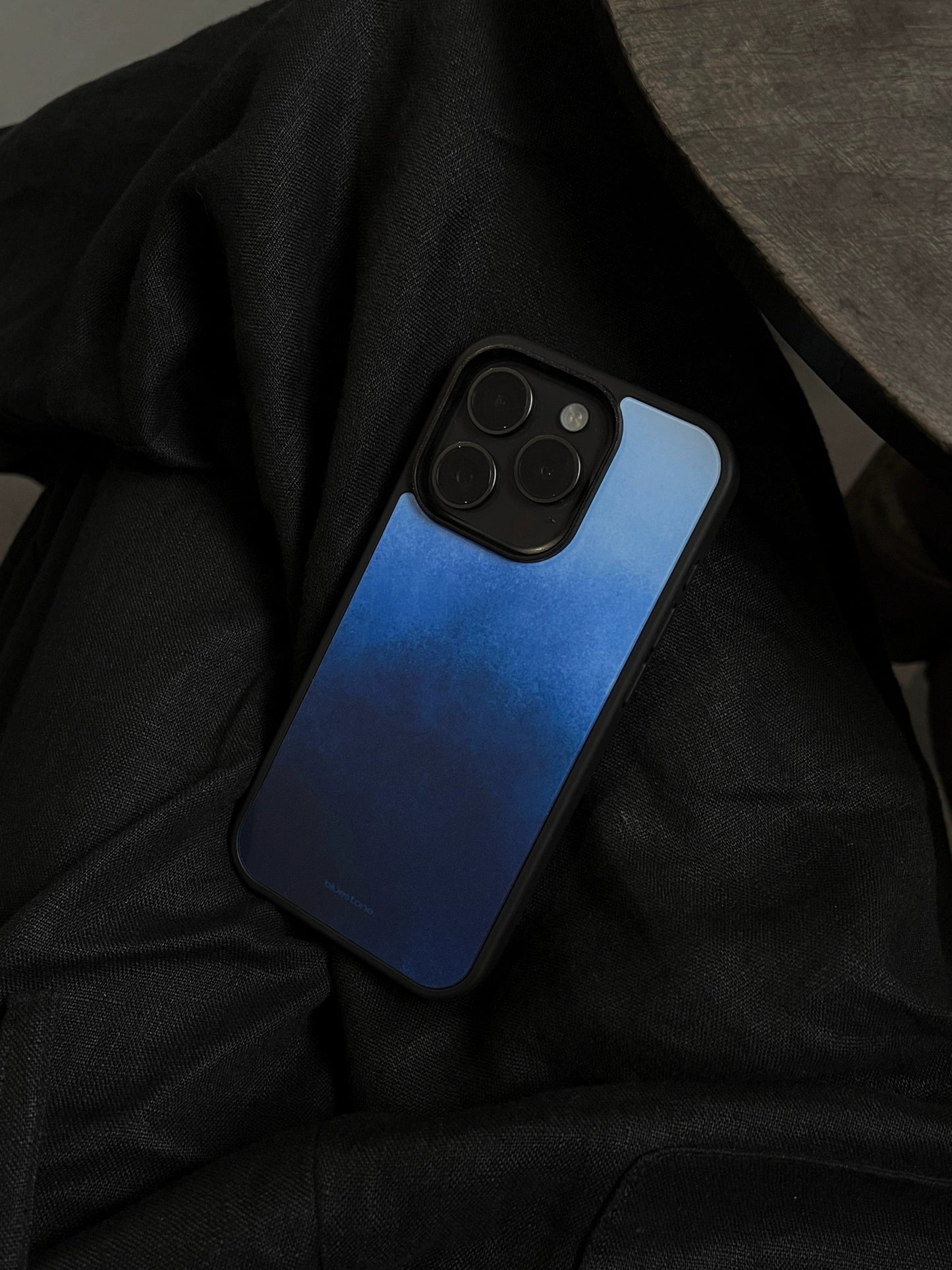 IPhone Case Blue Gradient Style